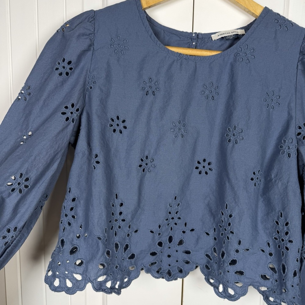 American Eagle Eyelet Crop Top Women's Small Blue Puff Sleeve Keyhole Back - Picture 4 of 10